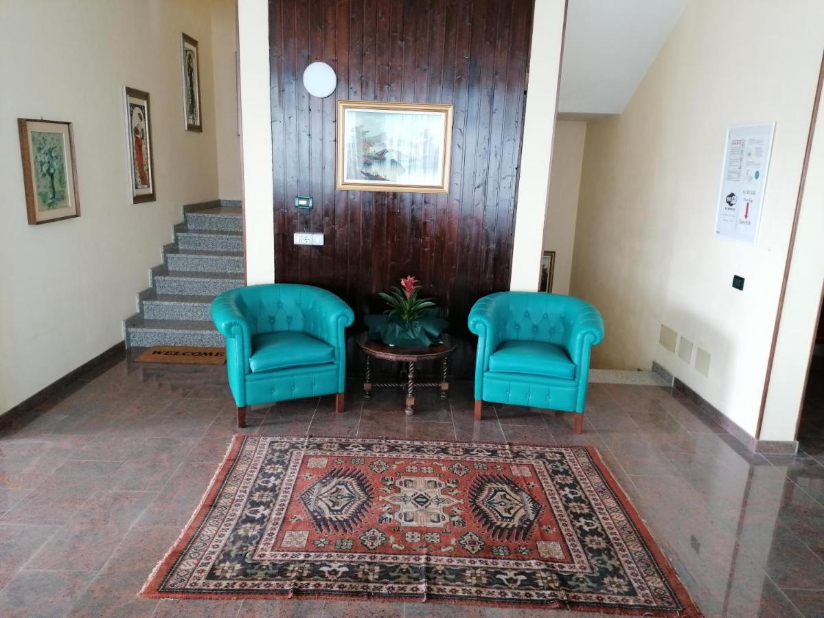 Residence Villa Margherita B&B Nebbiuno المظهر الخارجي الصورة